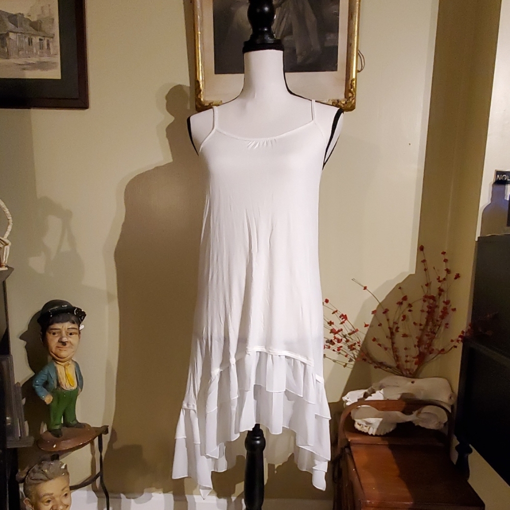 GRACE AND LACE RUFFLE SLIP SIZE L